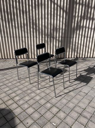 Sillas apilables estilo Bauhaus