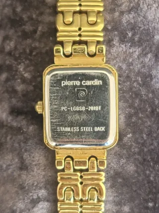 Reloj Pierre Cardin Vintage Cuarzo Dorado