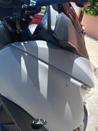 Yamaha XMAX Maxi Scooter Automática