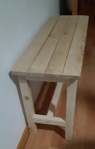 Banco de madera rústico