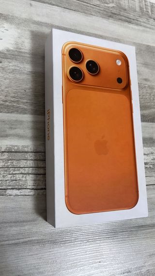 iPhone Apple Naranja