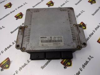 Centralita del motor Renault Laguna 8200309318 8200309329 0281011325