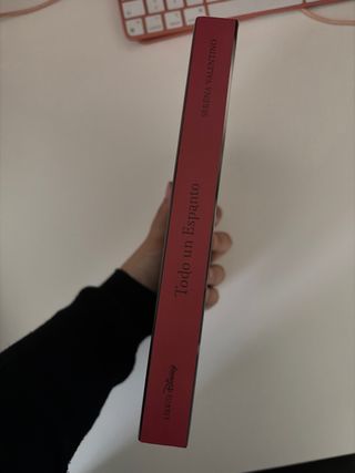 Libro Todo un espanto