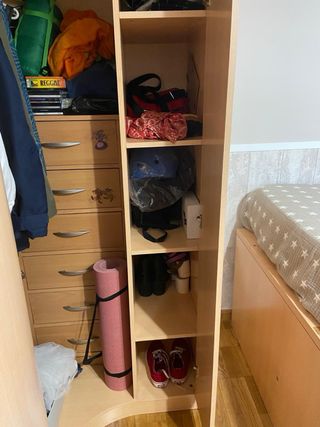 Armario esquinero + cajonera incluida + cama doble
