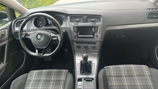 Volkswagen Golf VII