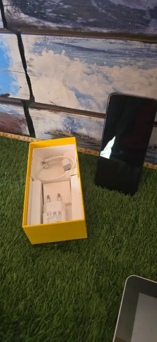 Xiaomi Poco F2 proo Negro y tablet Samsung