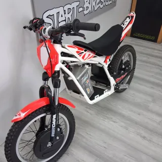 Asiento Beta Mini Trial