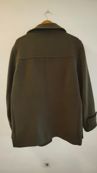 Abrigo hombre verde oliva