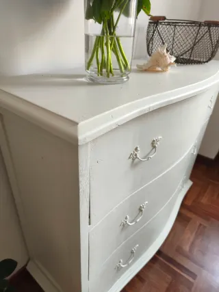 Cómoda vintage blanco roto shabby chic
