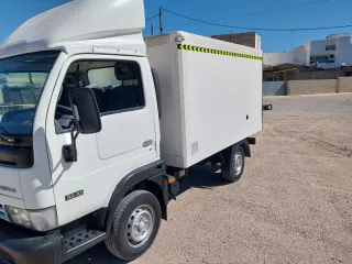 Nissan Cabstar 2004