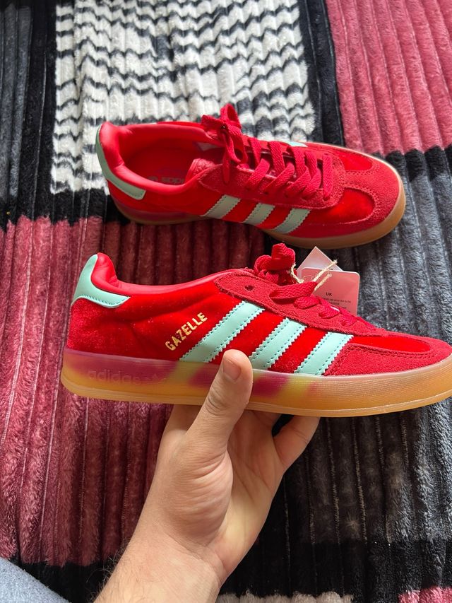 adidas gazelle silver green womens adidas Gazelle Indoor Rojas Unisex JI2063