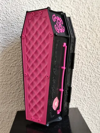 Ataúd Draculaura Monster High