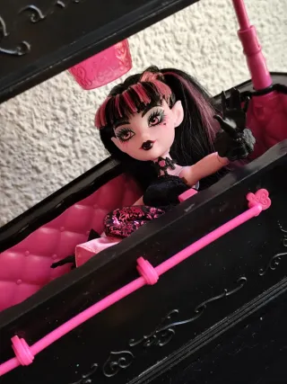 Ataúd Draculaura Monster High