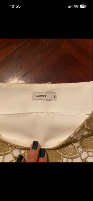 Saia Sahoco dourada e branca tamanho S