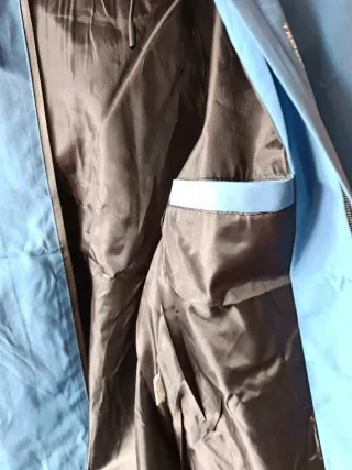 Cortavientos azul sin estrenar,sin marca