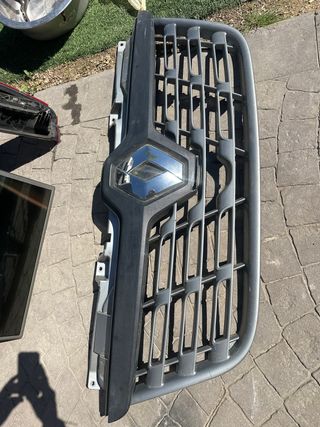 Rejilla Delantera Renault Master 3