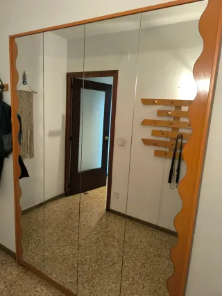 Mueble recibidor con espejo