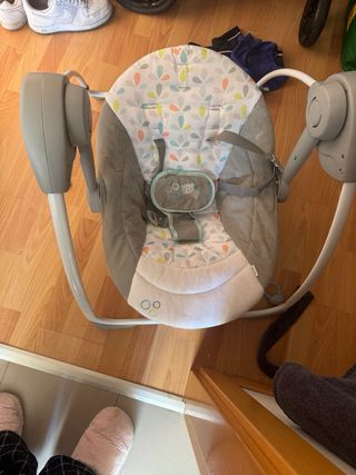 Mecedora moderna para bebé