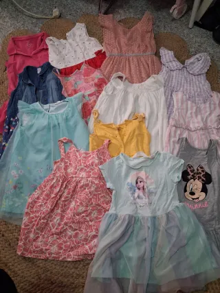 Lote de vestidos infantiles