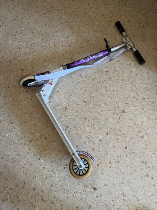 Patinete oxelo plegable morado y blanco