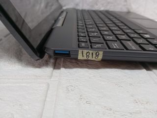 Portatil Asus Convertible Book T10(1818)