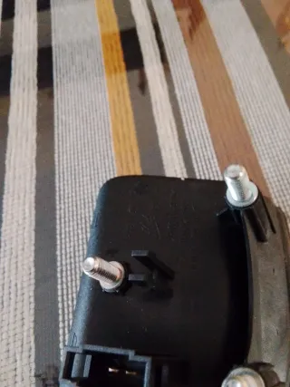 Maneta portón Seat León Altea