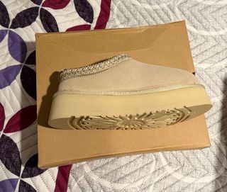 Botín UGG Beige Mujer. Talla 38