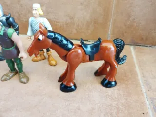 Lote Figuras Disney Merlín Famosa