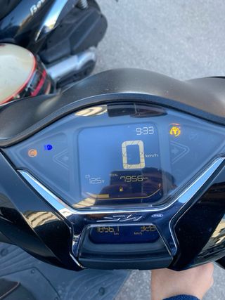 Honda SH 125 Scoopy Sport Negra