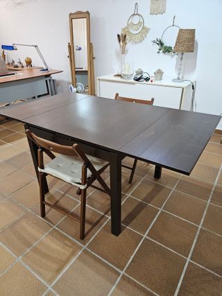 Mesa de comedor extensible de madera
