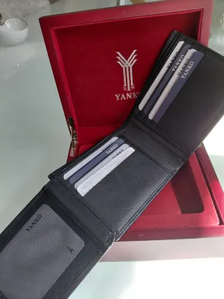 Cartera de piel Yanko negra sin estrenar