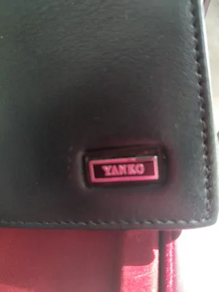 Cartera de piel Yanko negra sin estrenar