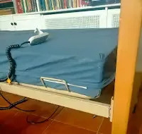 Alquilo cama articulada motorizada para enfermos