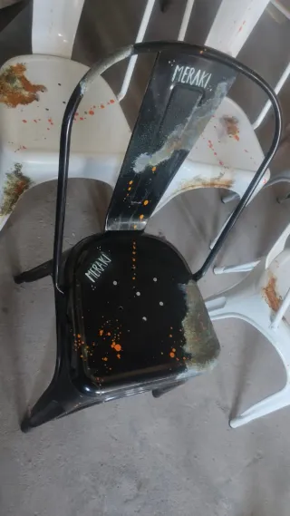 Sillas tipo Tolix Metal (Negras, blancas y grises)