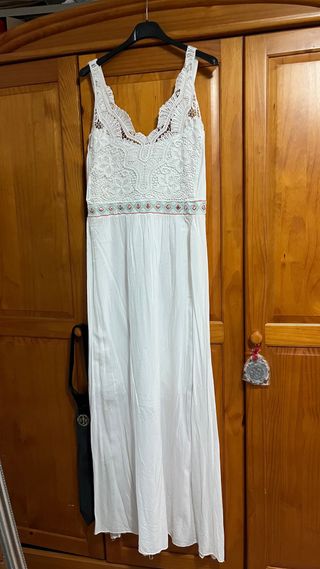 Vestido largo blanco encaje