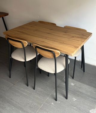 NUEVO, A ESTRENAR!!! - Mesa, de comedor + 4 sillas