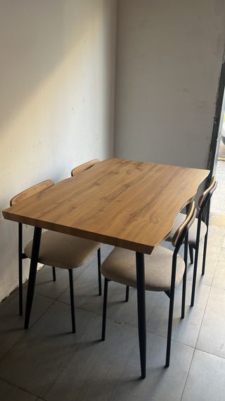NUEVO, A ESTRENAR!!! - Mesa, de comedor + 4 sillas