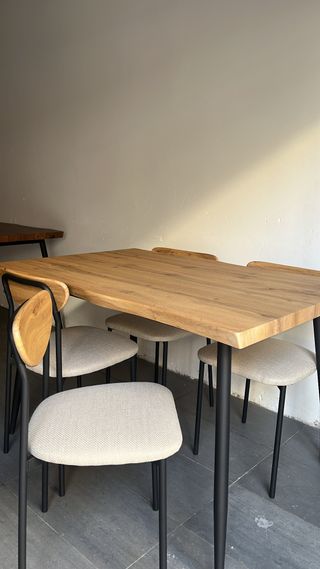 NUEVO, A ESTRENAR!!! - Mesa, de comedor + 4 sillas