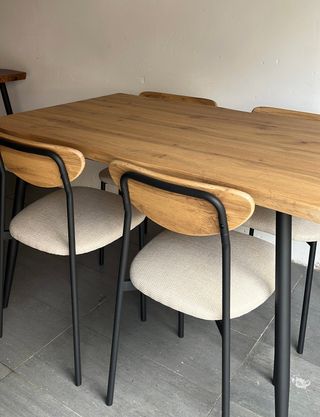 NUEVO, A ESTRENAR!!! - Mesa, de comedor + 4 sillas