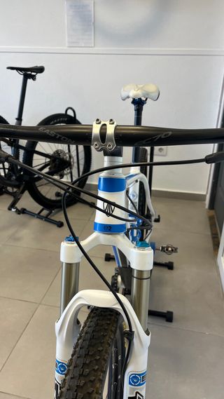 Bicicleta Trek Superfly 9.7