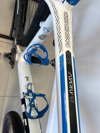 Bicicleta Trek Superfly 9.7