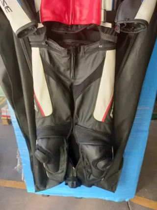 Chaqueta y Pantalón Dainese Piel Moto