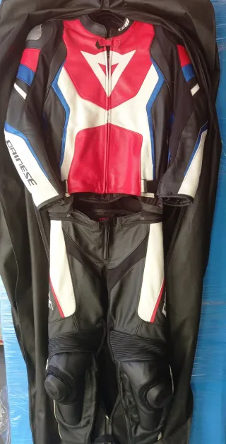 Chaqueta y Pantalón Dainese Piel Moto