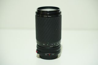 Objetivo Sigma 75-200mm f/3.8 Canon FD