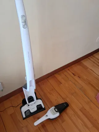 Aspiradora 2 en 1 SilverCrest recargable