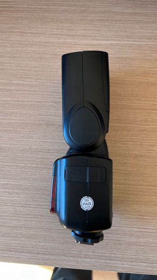 Flash Godox V860IIS para Sony