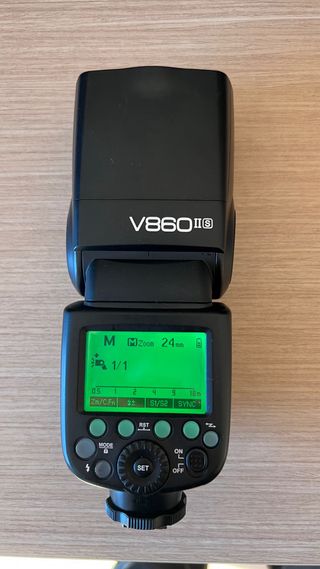 Flash Godox V860IIS para Sony