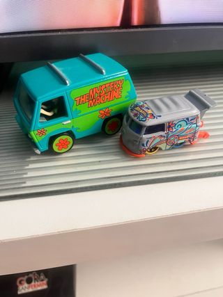 2 Coches Scooby doo y hot wheels