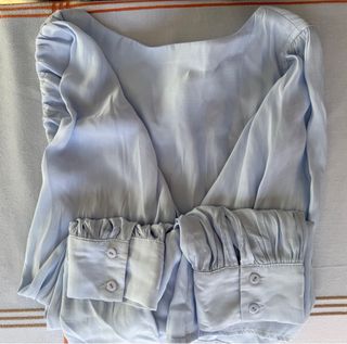 Blusa See U Soon azul manga abullonada