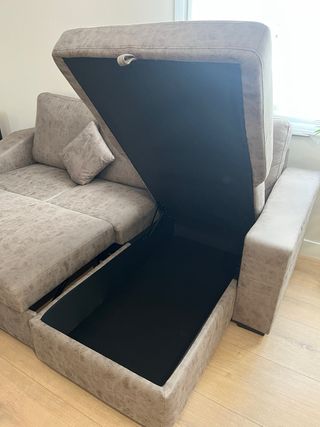 Sofá gris con CHAISE LONGUE y ARCÓN  COMO NUEVO